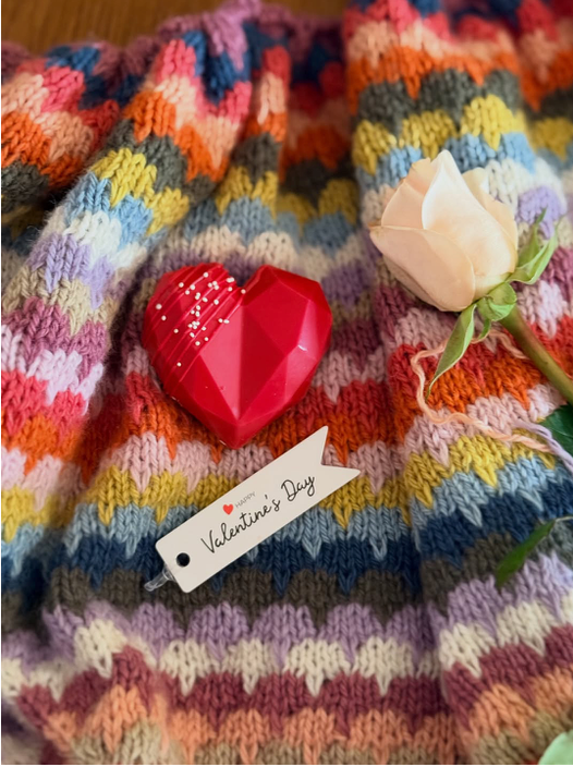 LIMITED EDITION Bao Bao Shawl & Hat Kits