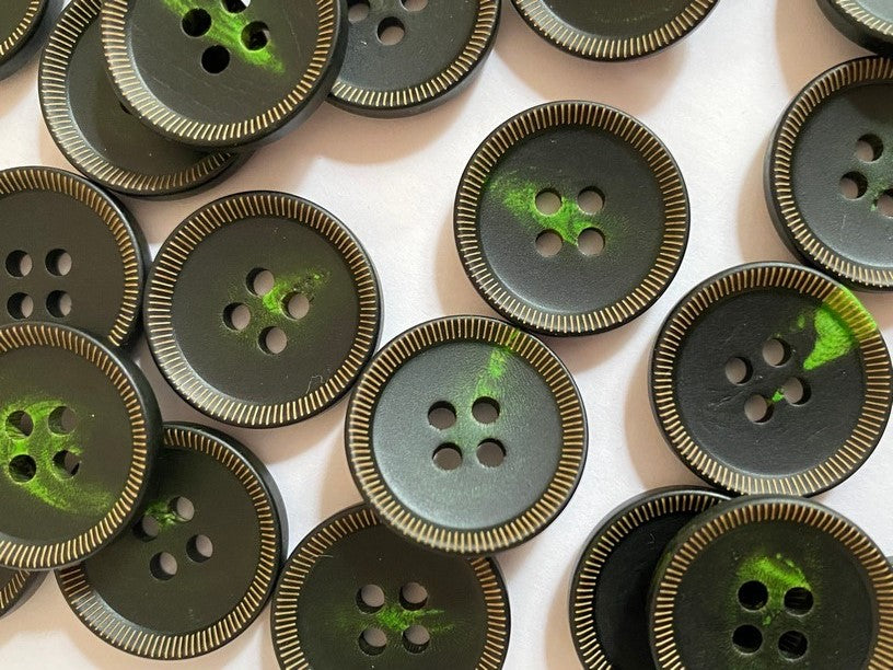 20mm - Dark Green Horn Buttons TextileGarden