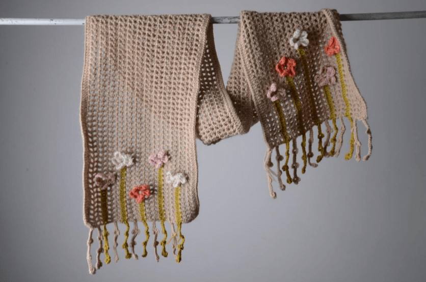 Coming Up Daisies Scarf CROCHET Pattern Mrs Moon