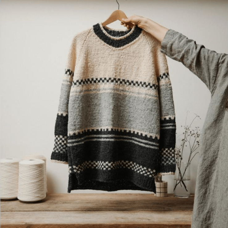No.53 Sweater Pattern Biches & Bûches