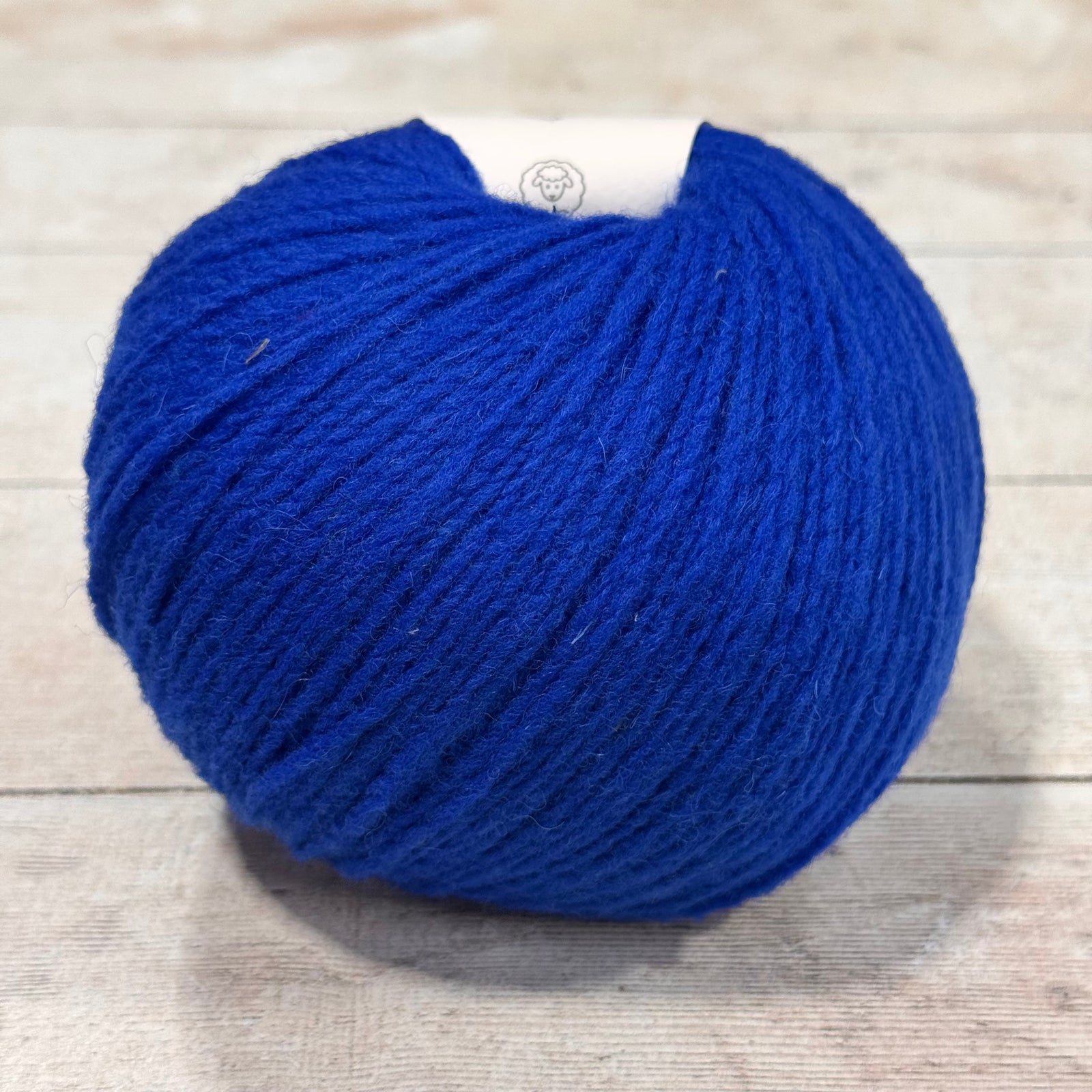 Cautiva by Wooldreamers