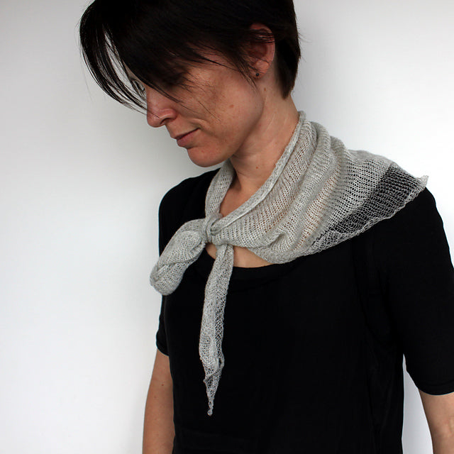 ITO Tetsu (Silk + Stainless Steel Yarn)