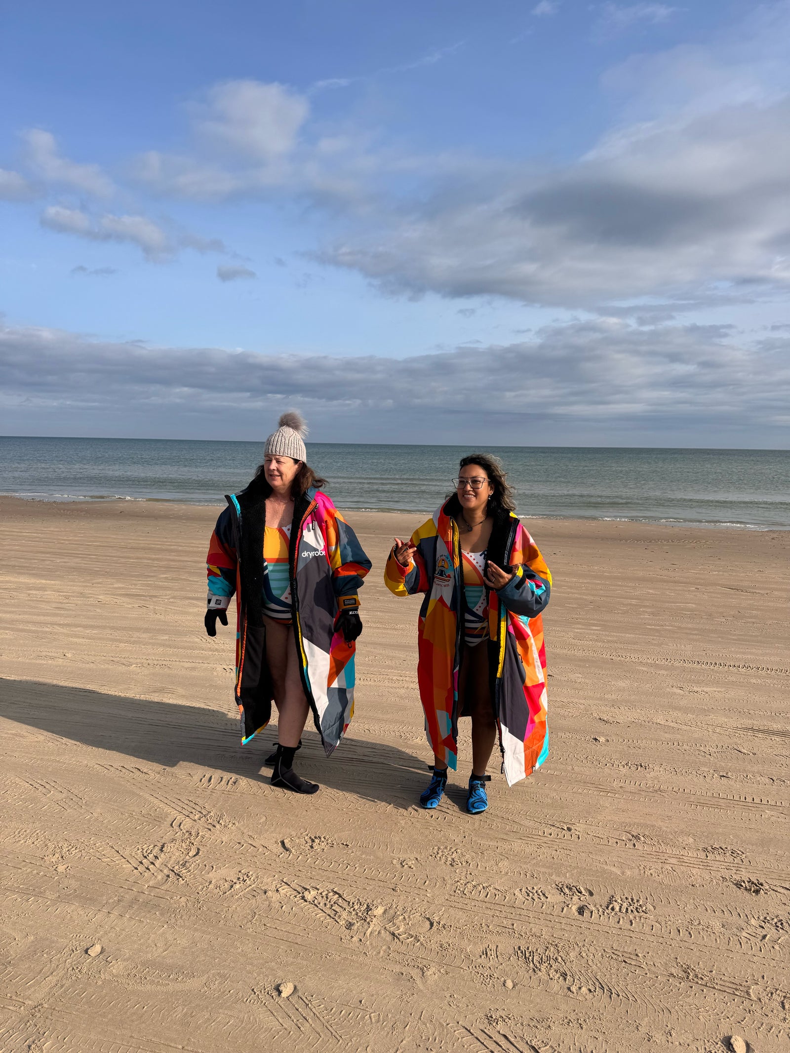 Limited Edition Abstract Dryrobe – Just One More Row