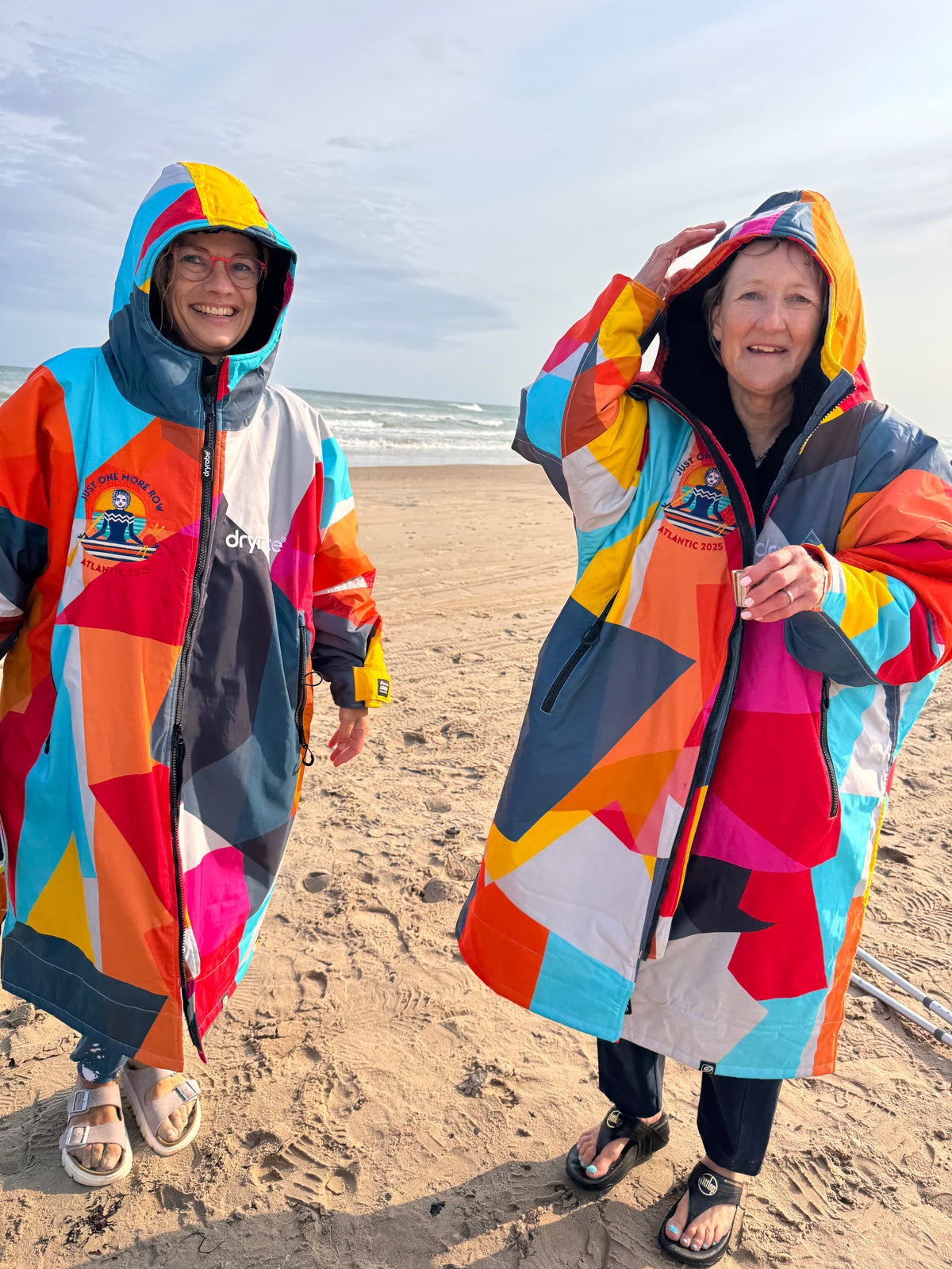 Limited Edition Abstract Dryrobe – Just One More Row