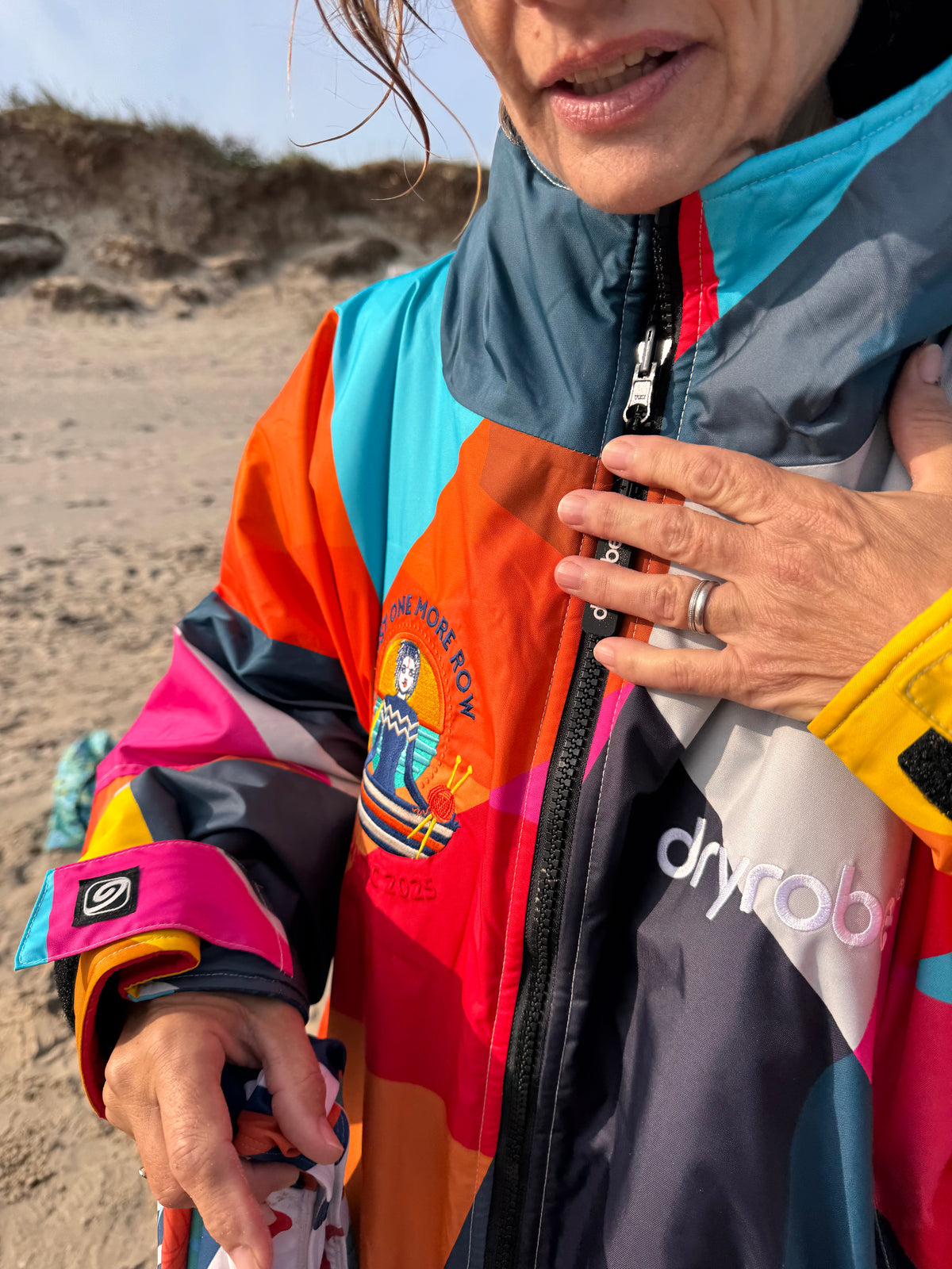 Limited Edition Abstract Dryrobe – Just One More Row