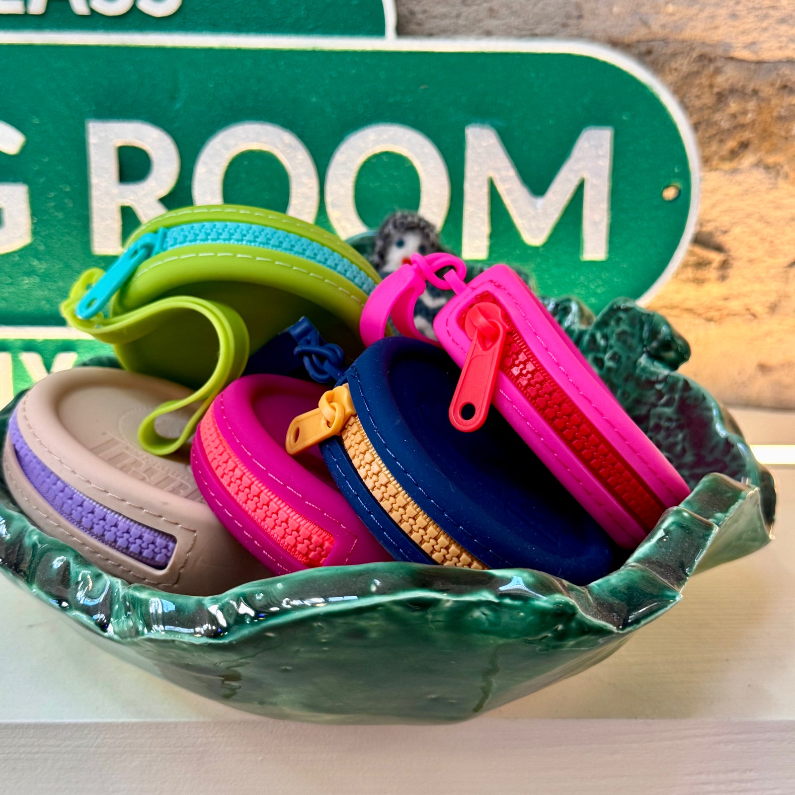 Silicone Stitch Holder Cords & Cases