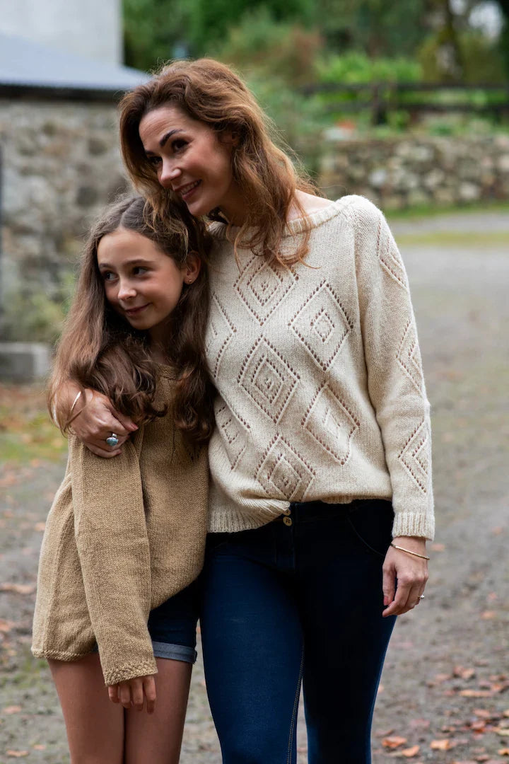 Motherland Top Kit with Eriu Elements Eriu Yarn