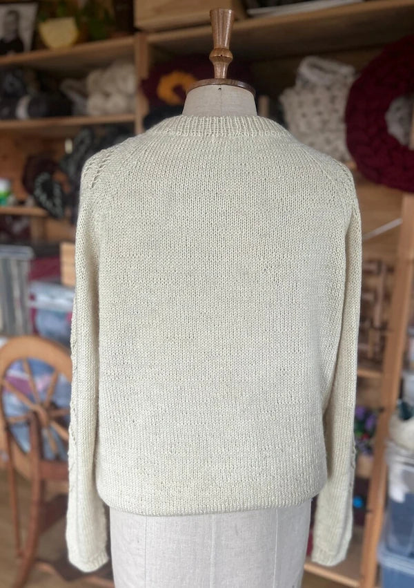 Motherland Top Kit with Eriu Elements Eriu Yarn