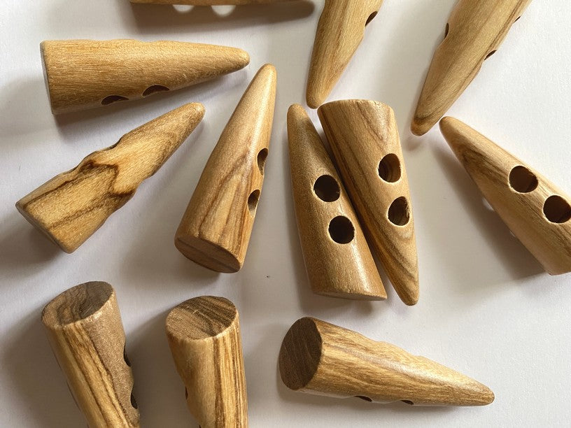 40mm - Tapered Wood Toggle