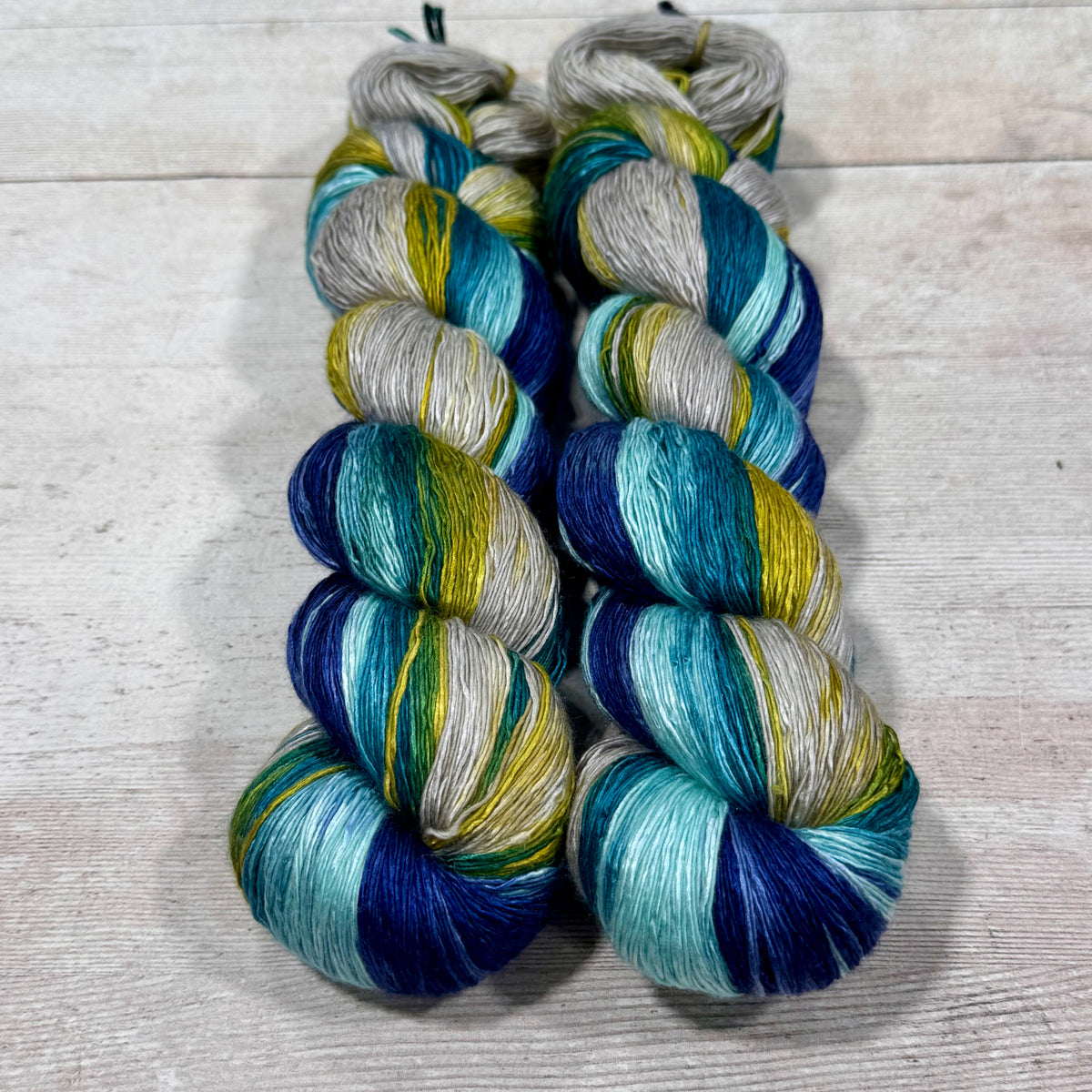 Taj Kits (Shawls and Tunic)
