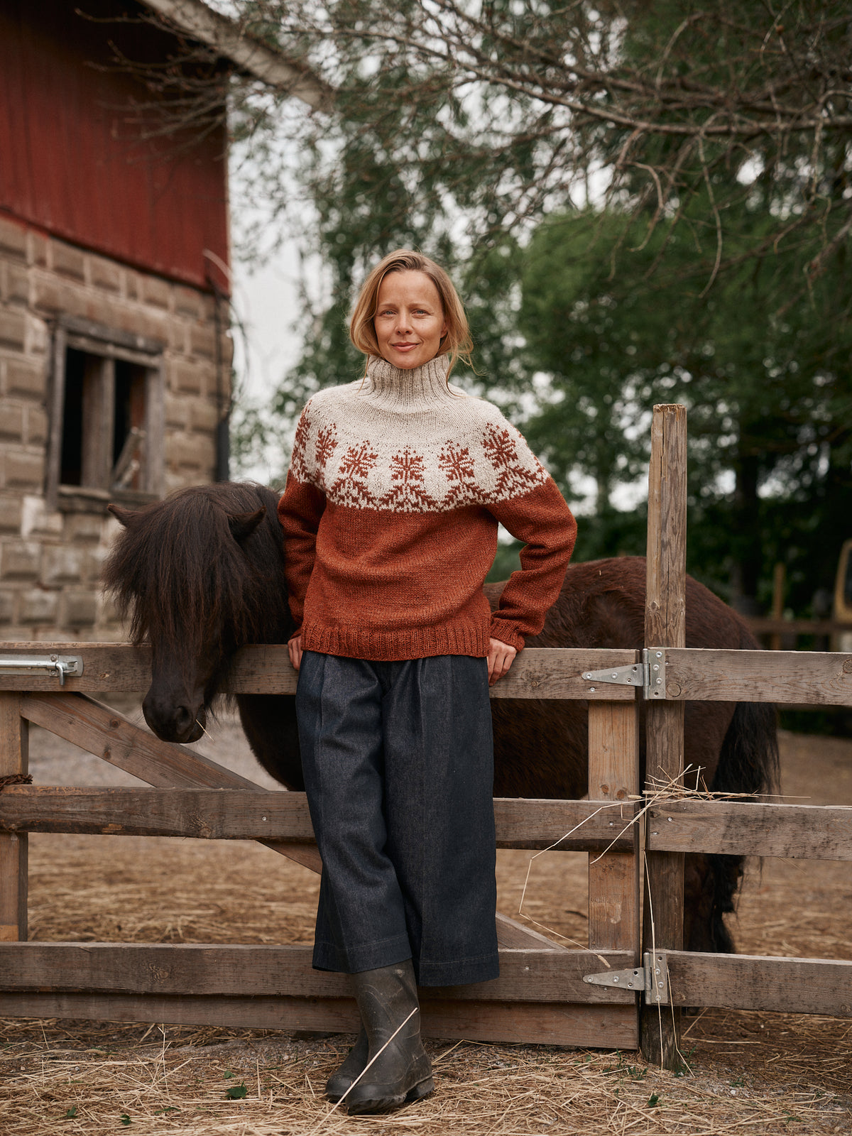 Knitted Kalevala III by Jenna Kostet