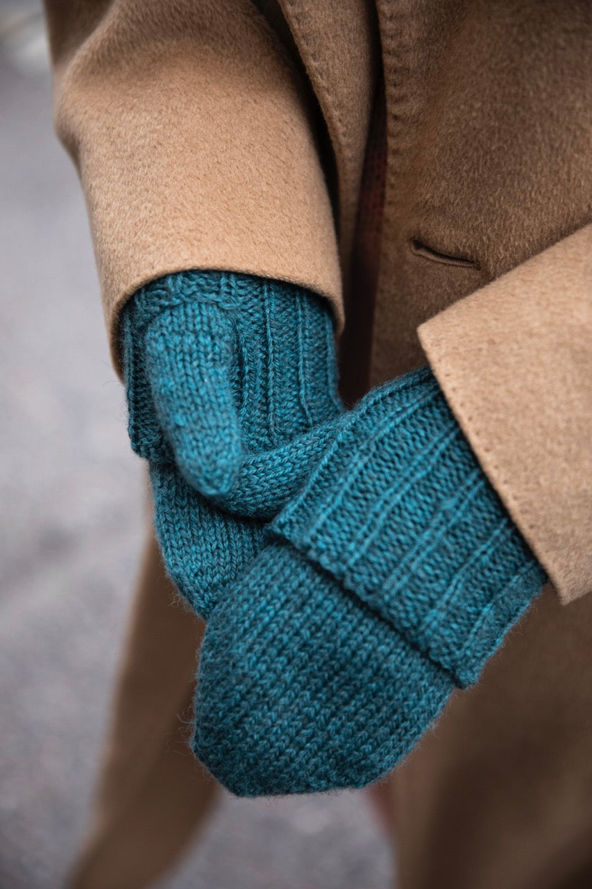 Everyday Knits: Everyday Wardrobe Essentials