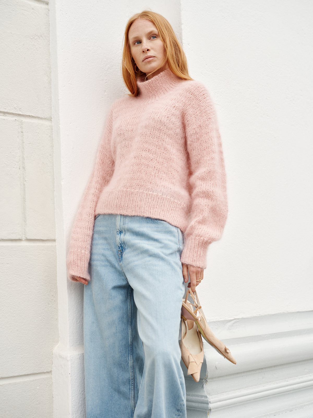 Nordic Chic: Knitting a Modern Wardrobe by Leeni Hoimela