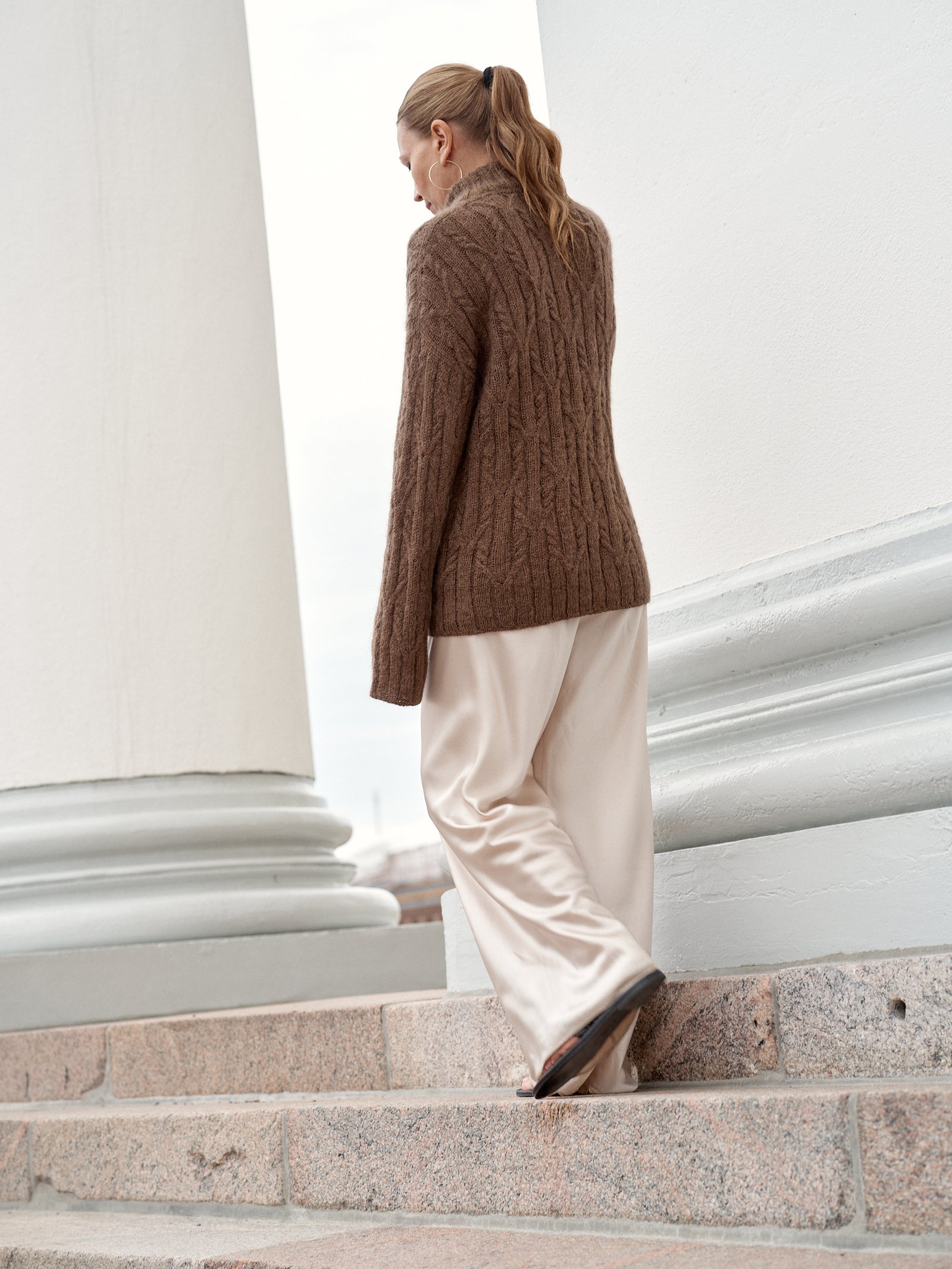 Nordic Chic: Knitting a Modern Wardrobe by Leeni Hoimela