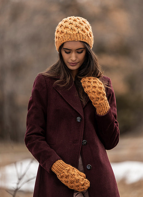 Huntington Hat & Mitts Kits with Woolstok Tweed