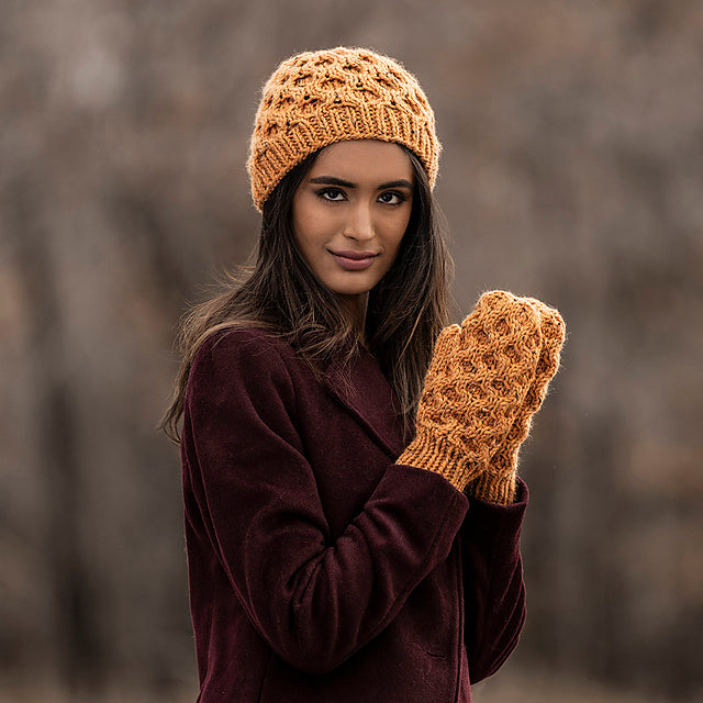 Huntington Hat & Mitts Kits with Woolstok Tweed