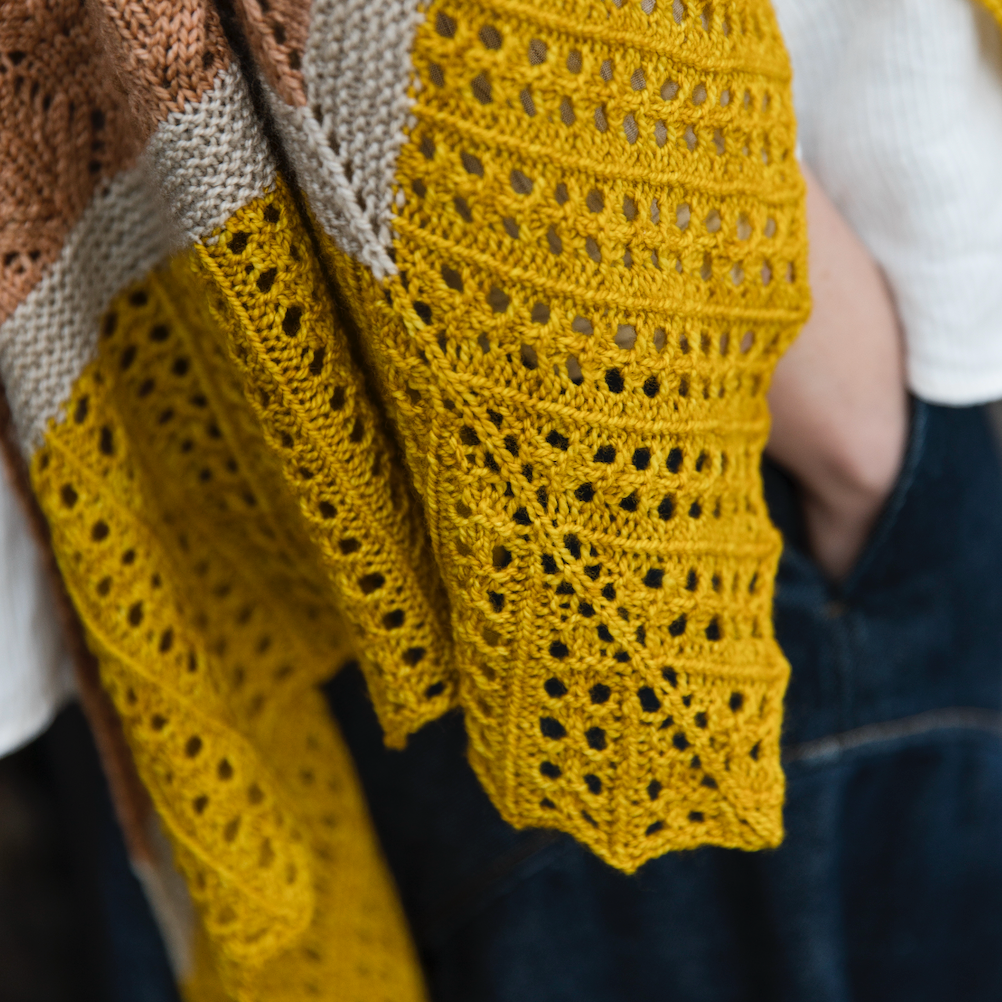 Entwined: Cables, Lace and Knitted Textures by Meiju Kallio
