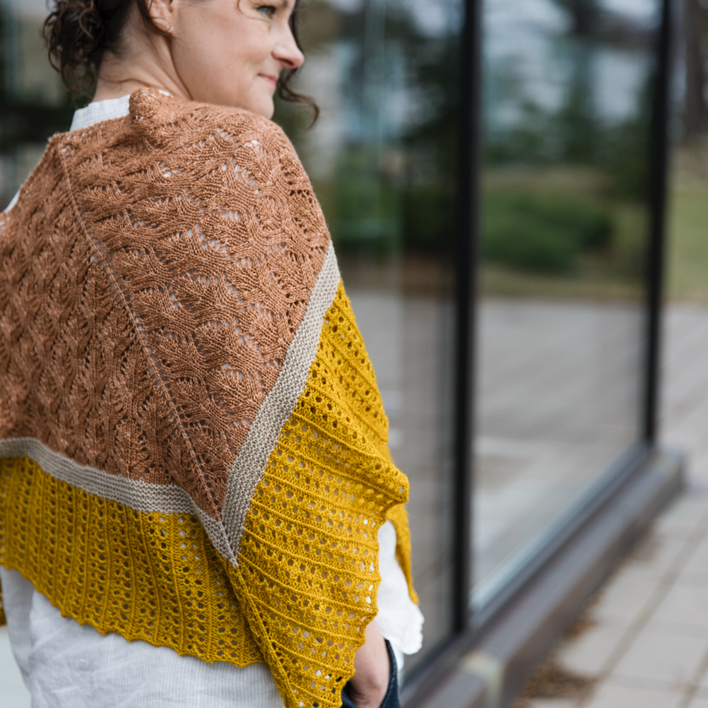 Entwined: Cables, Lace and Knitted Textures by Meiju Kallio