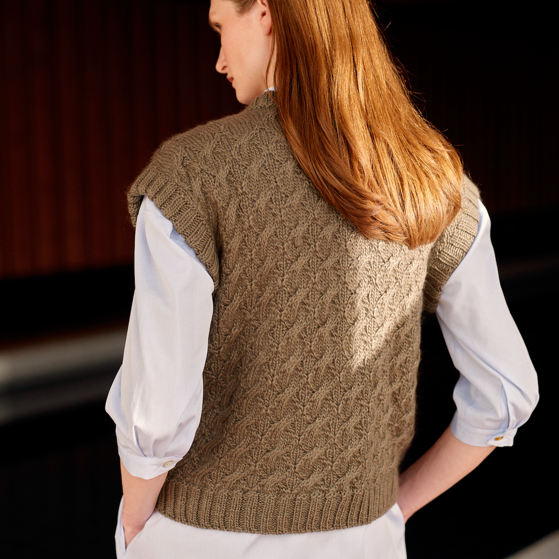 Entwined: Cables, Lace and Knitted Textures by Meiju Kallio