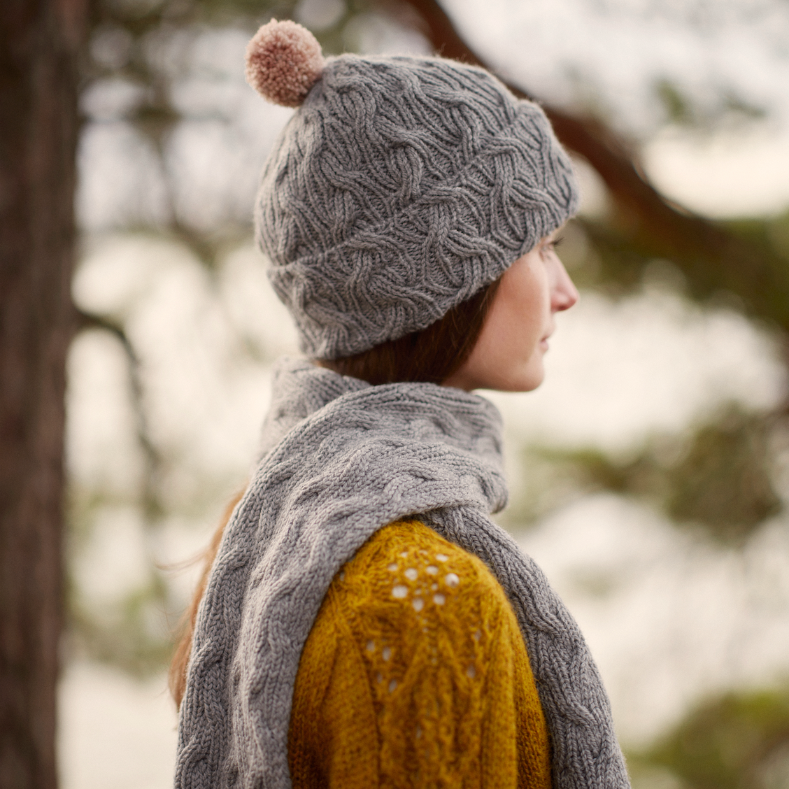 Entwined: Cables, Lace and Knitted Textures by Meiju Kallio