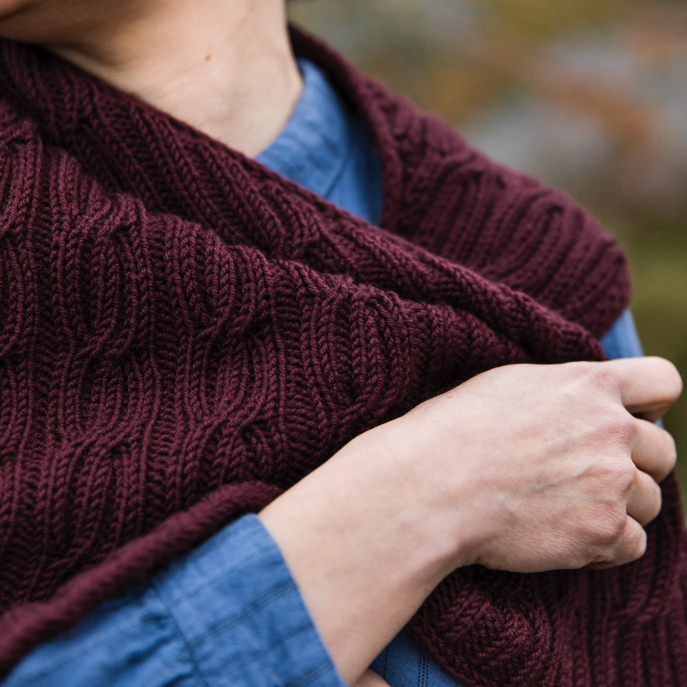 Entwined: Cables, Lace and Knitted Textures by Meiju Kallio