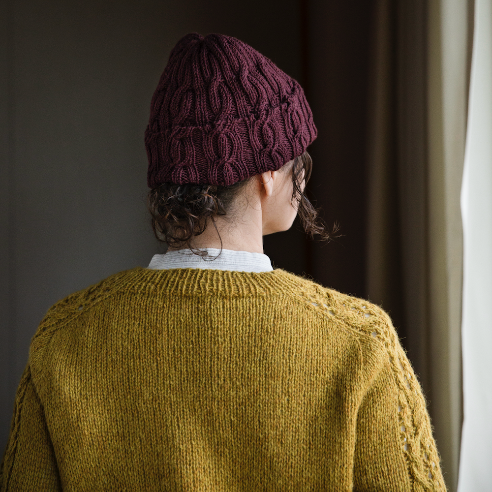 Entwined: Cables, Lace and Knitted Textures by Meiju Kallio