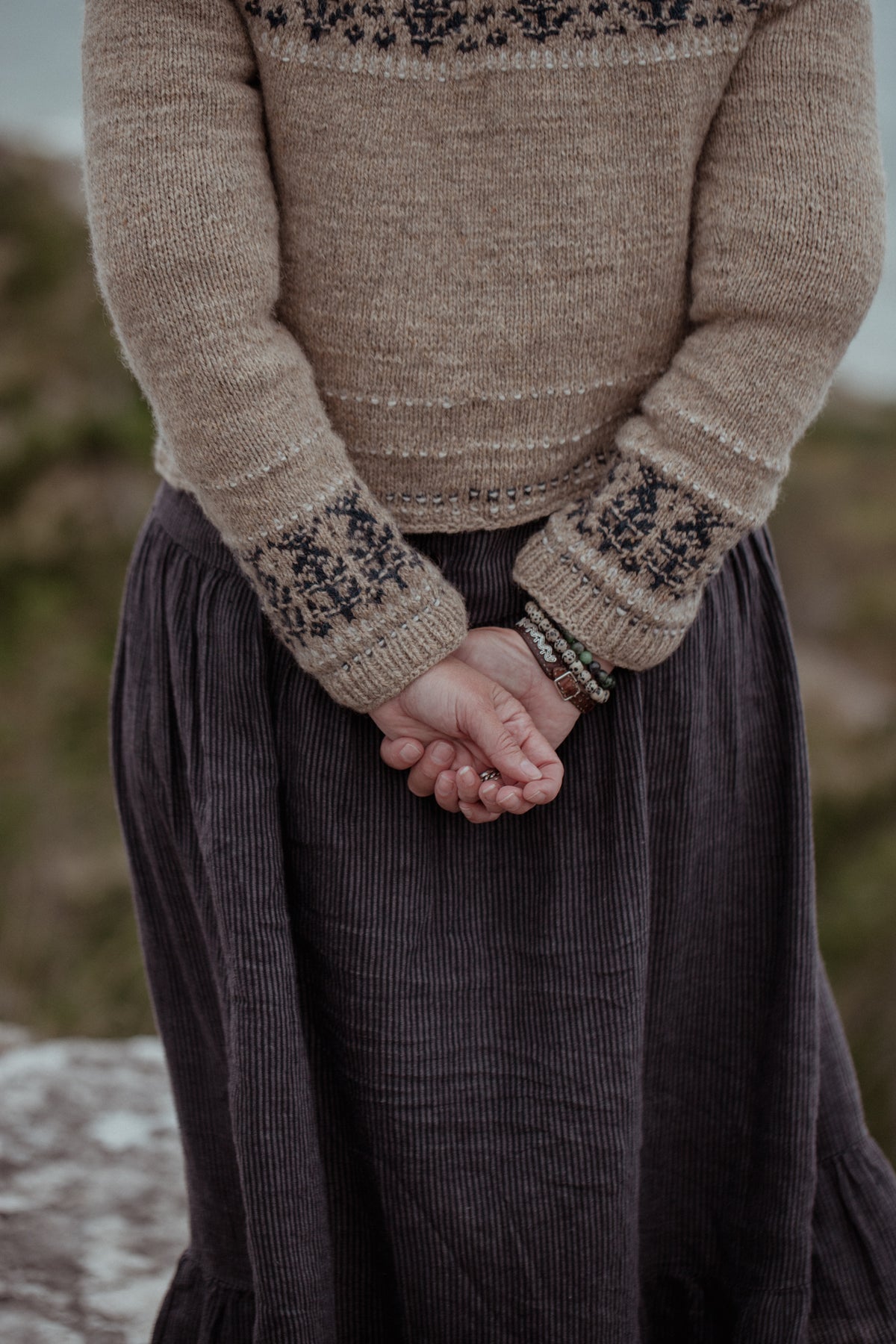 The Island and the Forest: A Knitted Correspondence