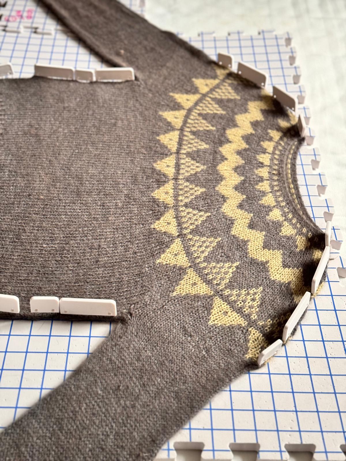 Super Selene Sweater Kits Circus Tonic