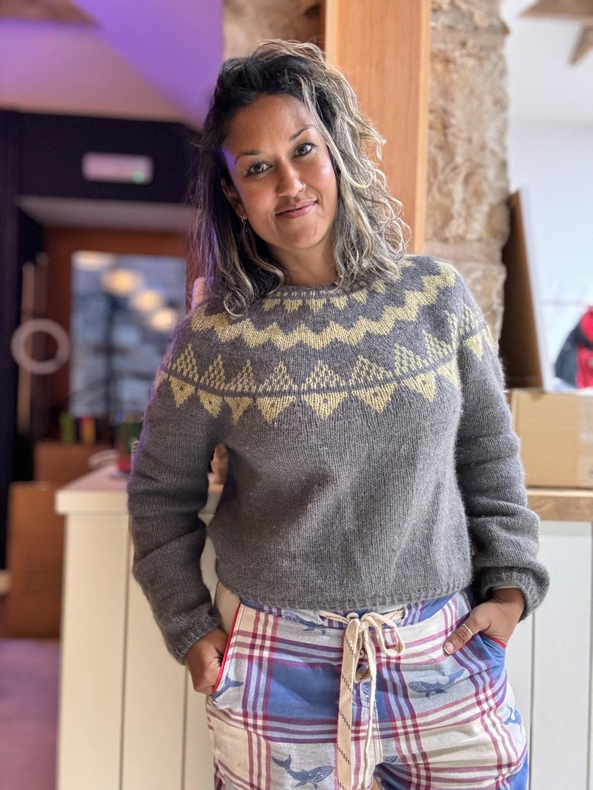 Super Selene Sweater Kits Circus Tonic