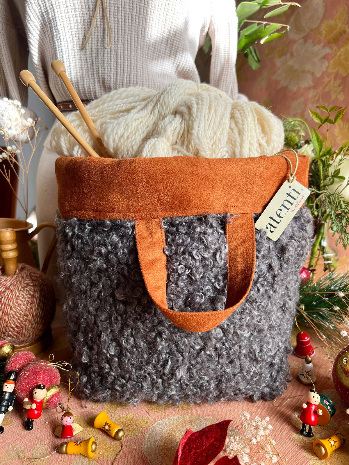 Knitting and Crochet Organizer Project Bag: Curly Cute Charcoal Hope Basket
