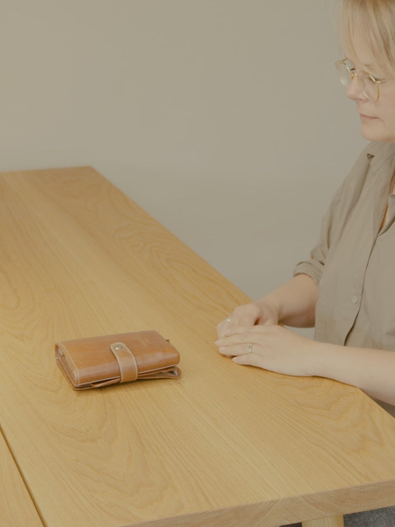 Project 34 Foldable Leather Organiser by Re:Designed