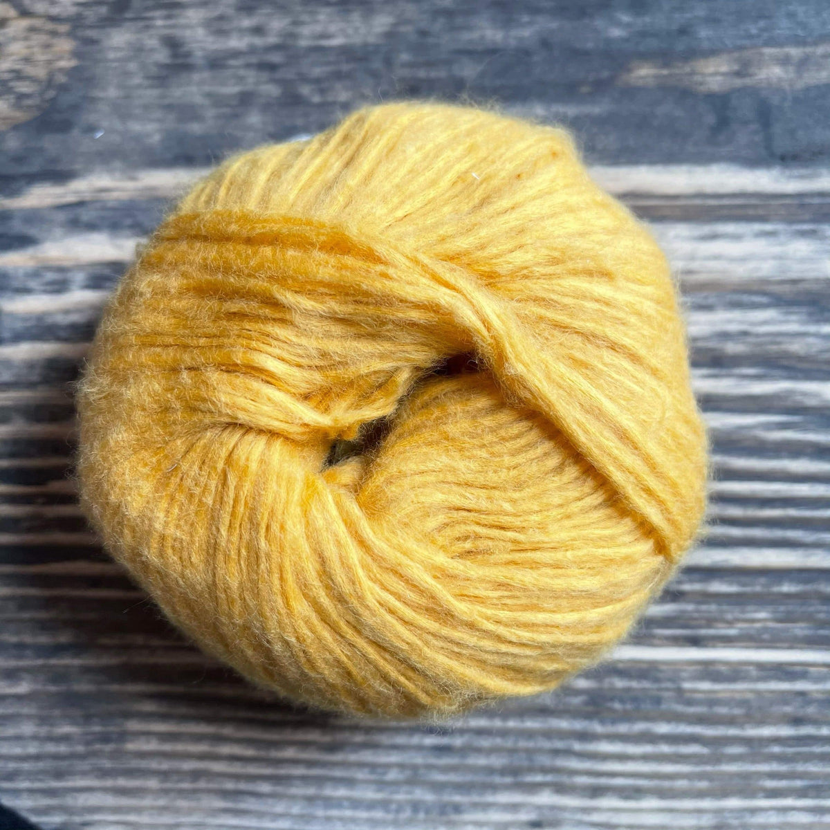 Neela Sweater Kit in Suave Pascuali