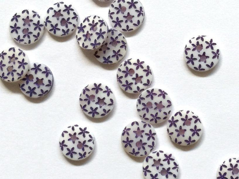 River Shell Buttons Navy Stars 10mm | Tribe Yarns, London - tribeyarns