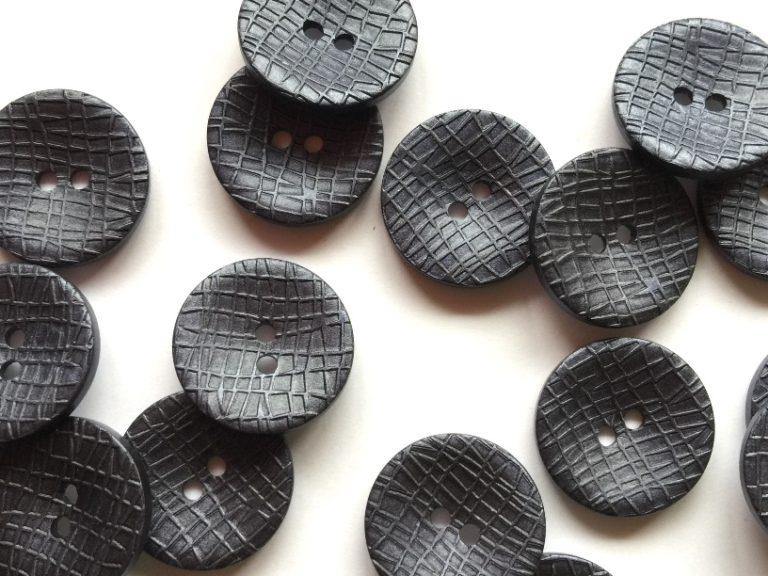 18mm - Metallic Navy Textured River Shell Buttons TextileGarden