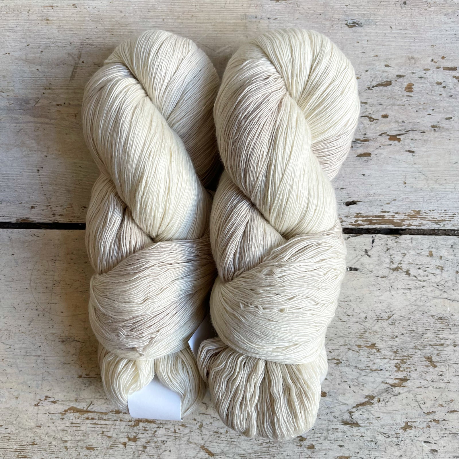 Cashmere Ombré 2 ply 150g by Artyarns Artyarns