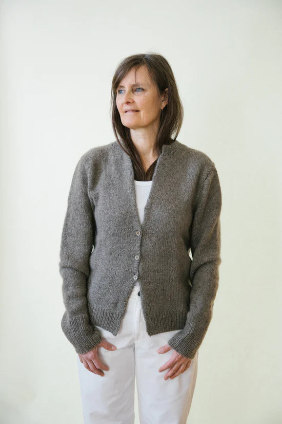 November Cardigan Pattern Biches & Bûches
