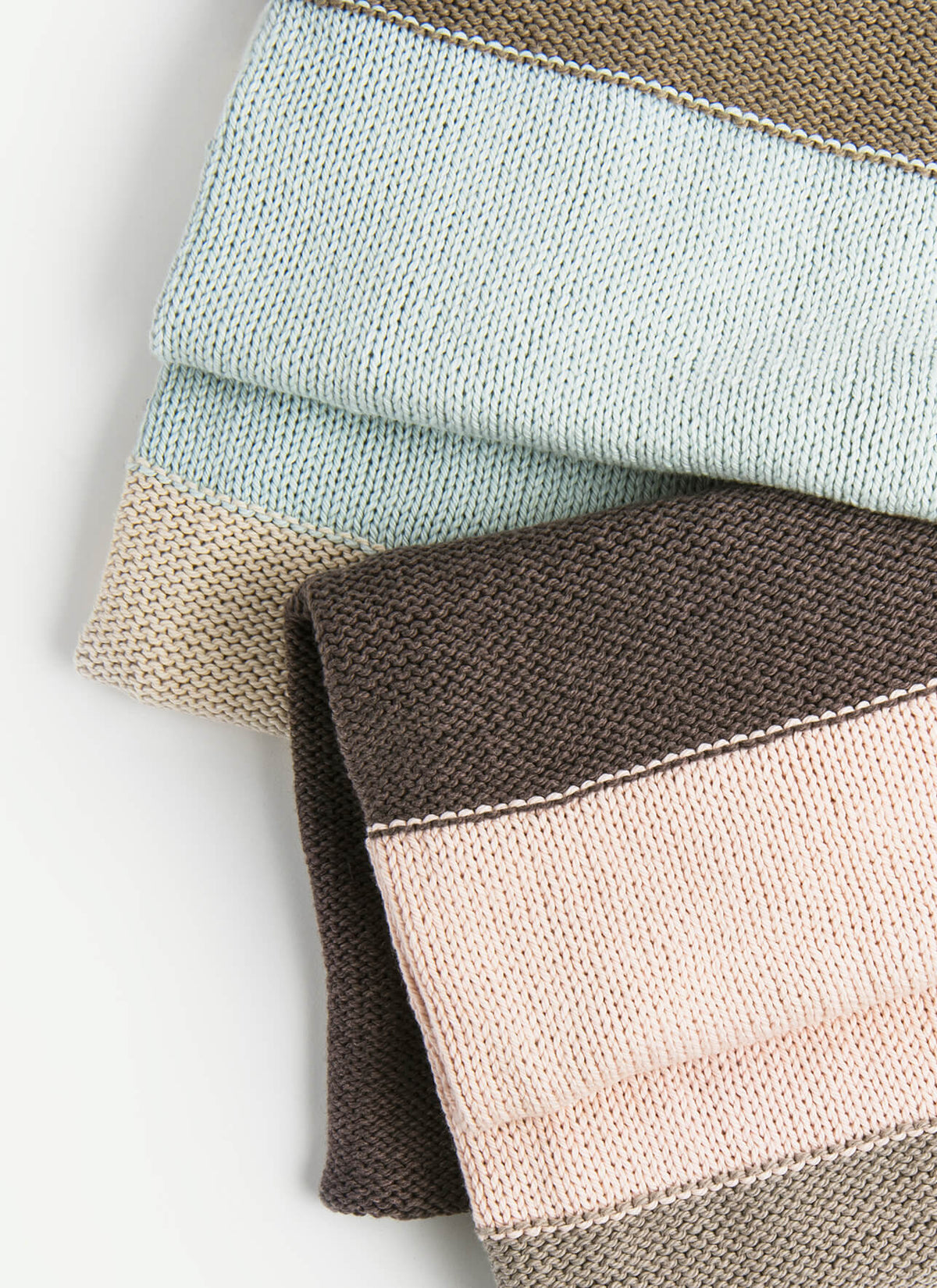 Lots of Love Blanket Kit Blue Sky Fibers