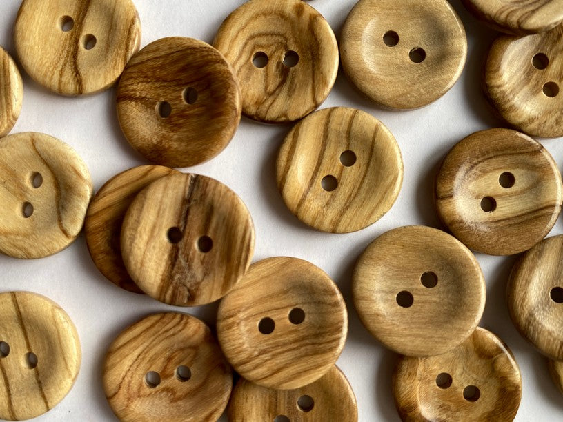 18mm - Round Olive Wood Buttons TextileGarden