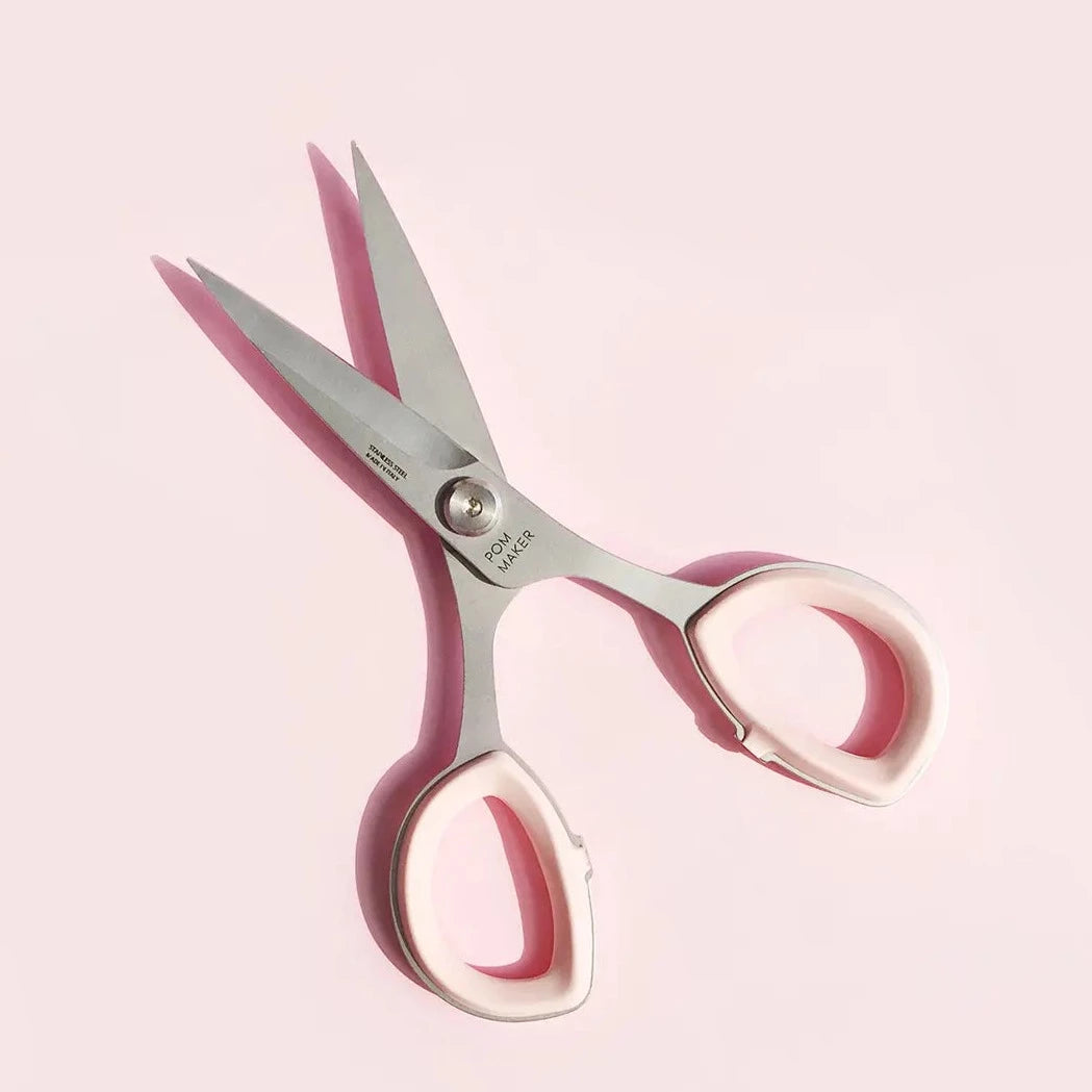 The Ultimate Pom Pom Scissors Pom Maker