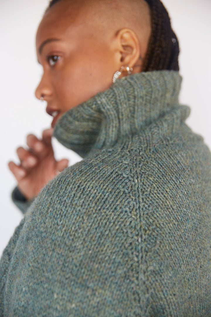 Ready Set Raglan Pom Pom Press