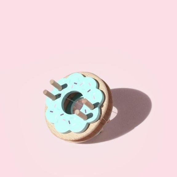 Donut Pom Maker 2.5 - 3.5" Pompoms- Blue Frost (doughnut!) Pom Maker