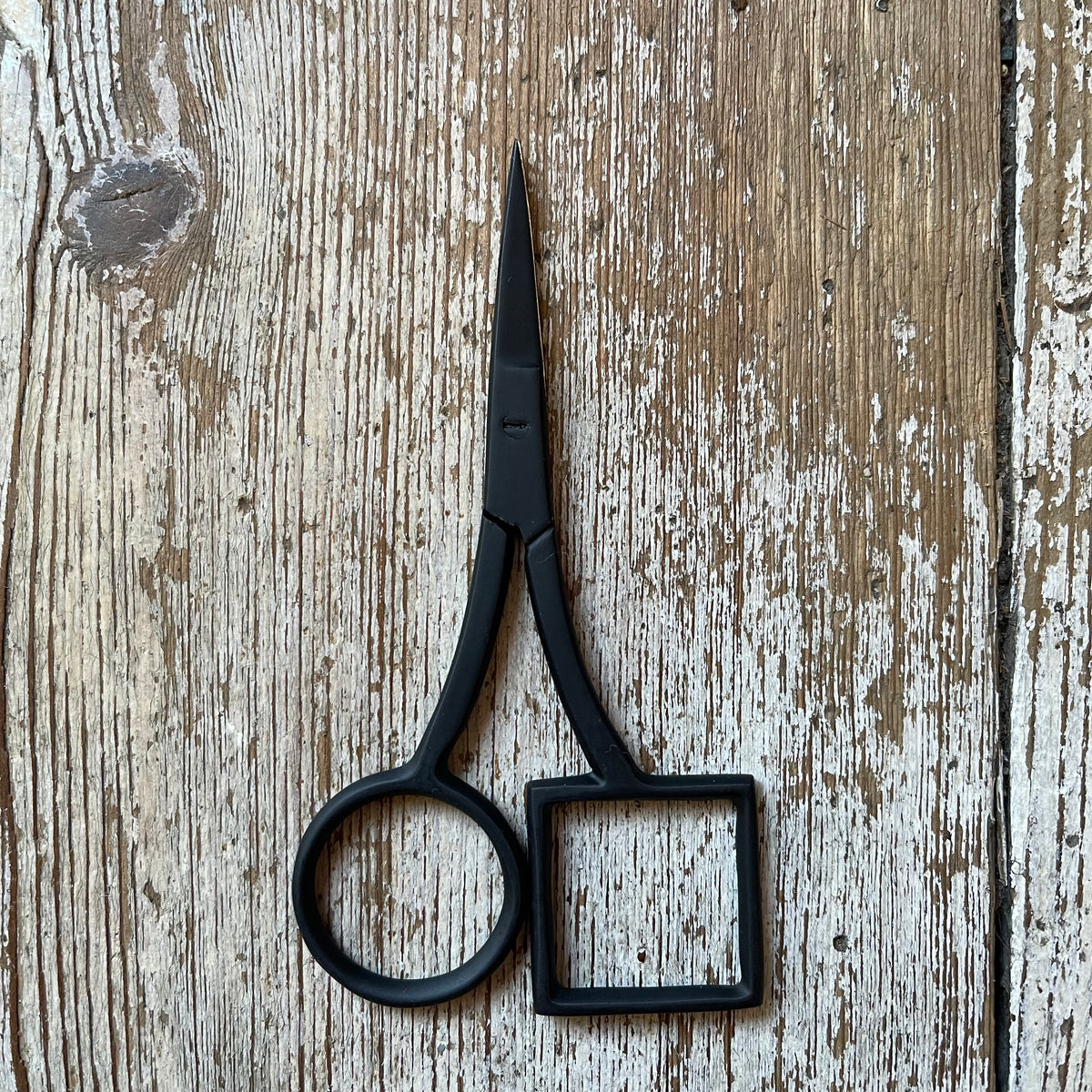 Circle Square Scissors Kelmscott Designs