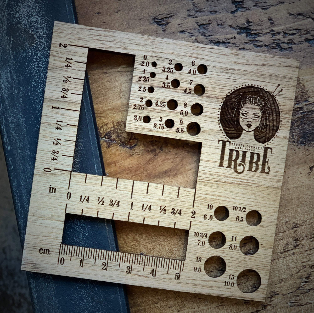 London Lovers Handmade Wooden Swatch Gauge - Angle tribeyarns