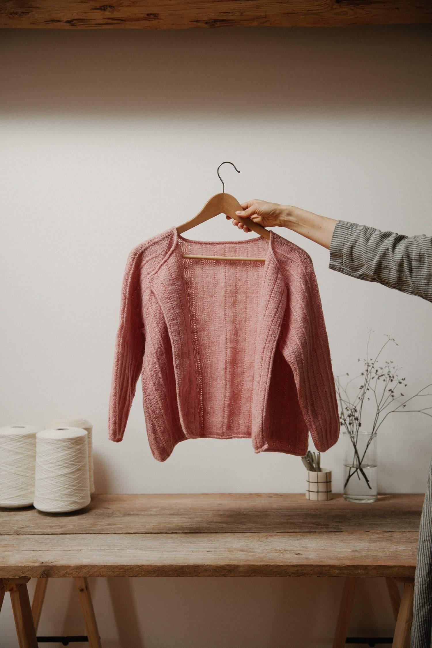 No.11 Cardigan Pattern Biches & Bûches