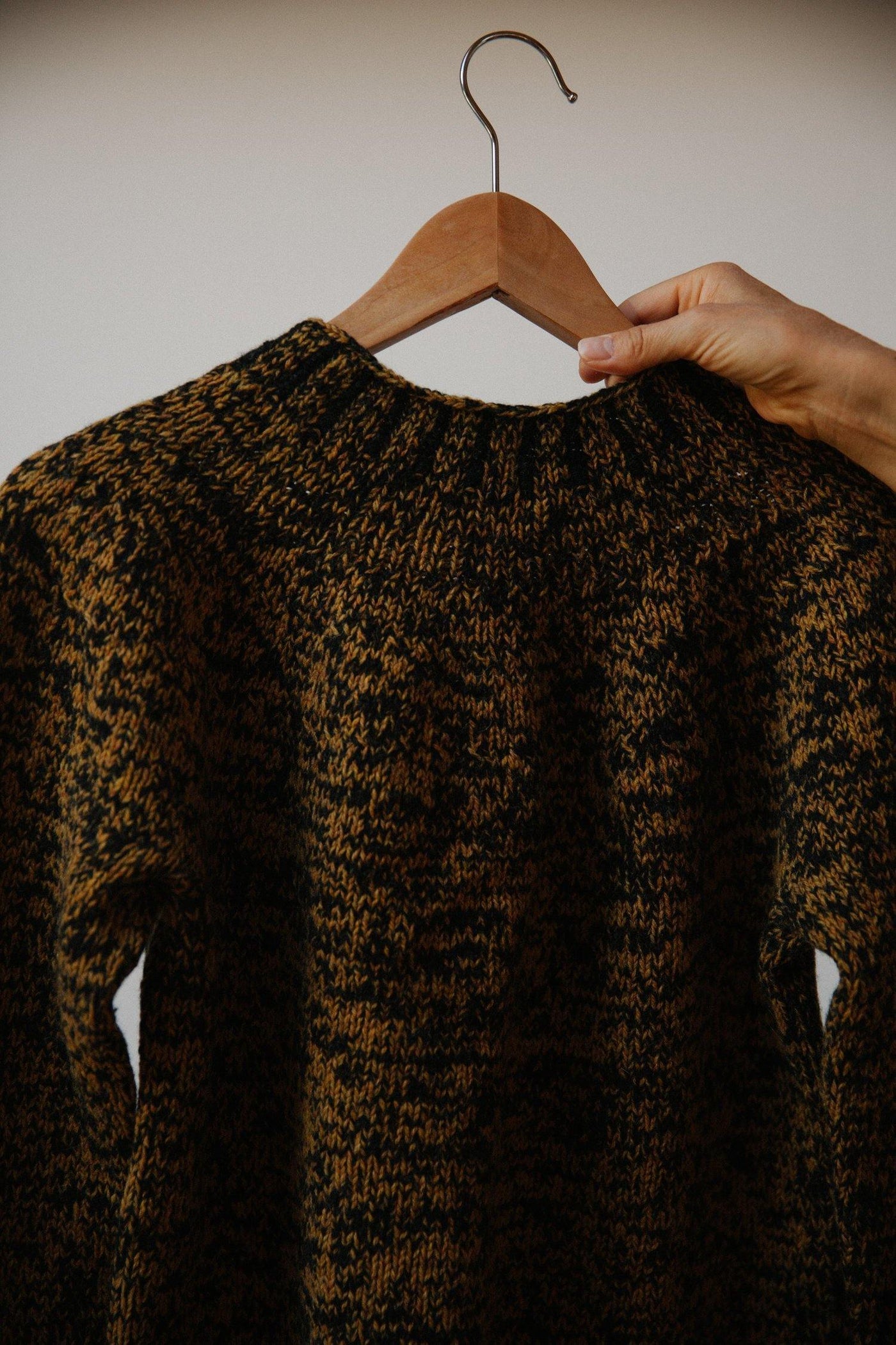 No.17 Sweater Pattern by biches & bûches atelier | Tribe Yarns, London