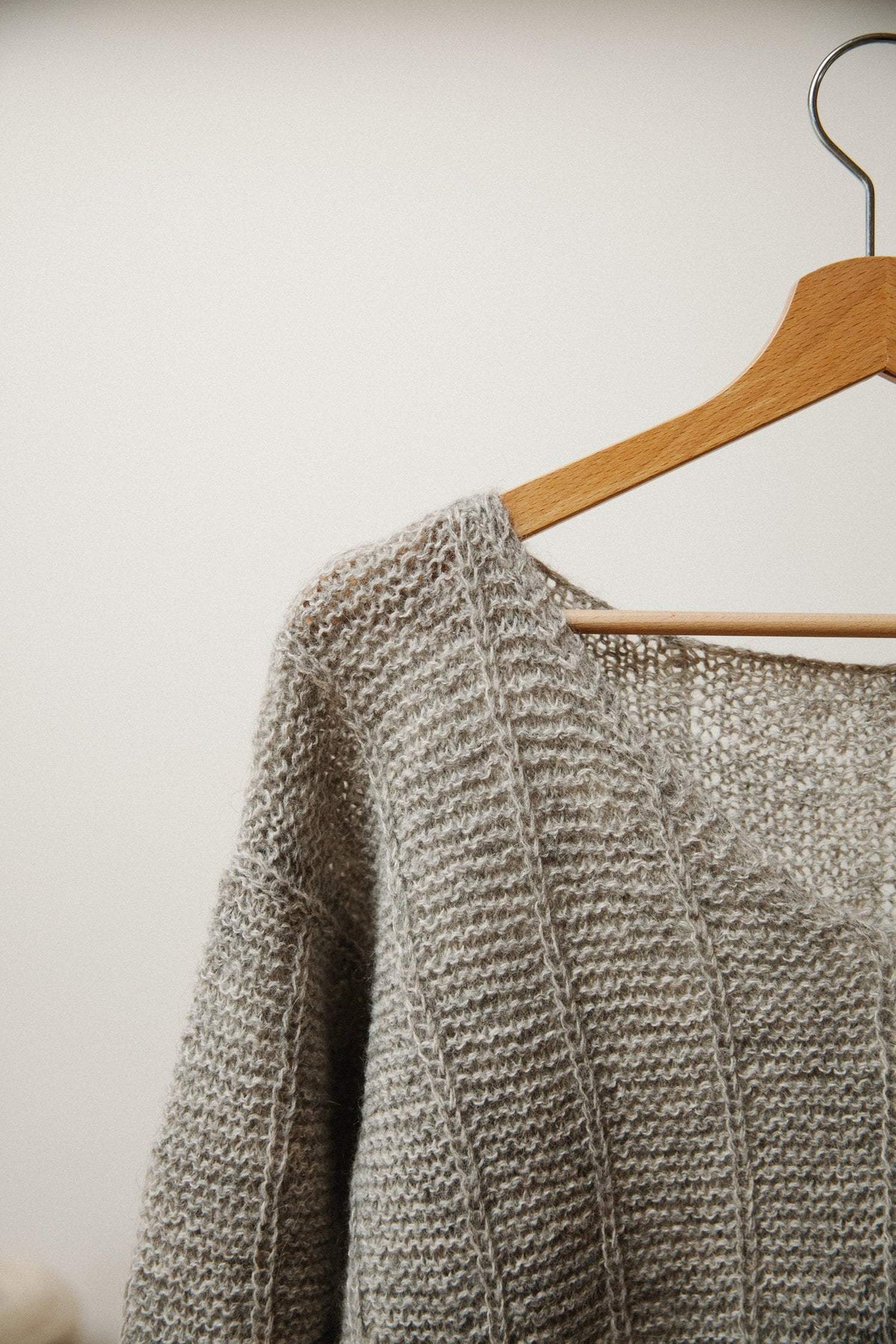 No.27 Sweater Pattern Biches & Bûches