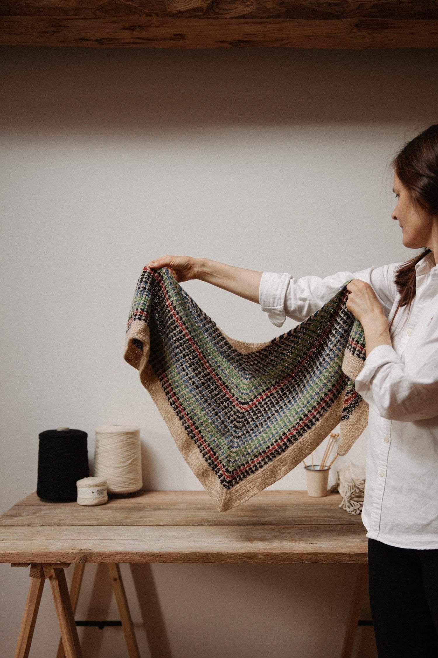 No.30 Shawl Pattern Biches & Bûches