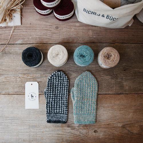 No.56 Mitts Pattern Biches & Bûches