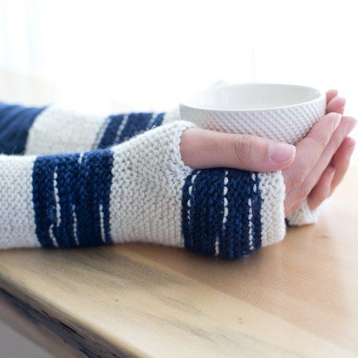 Pegasus Hat and Mitts Pattern Swans Island