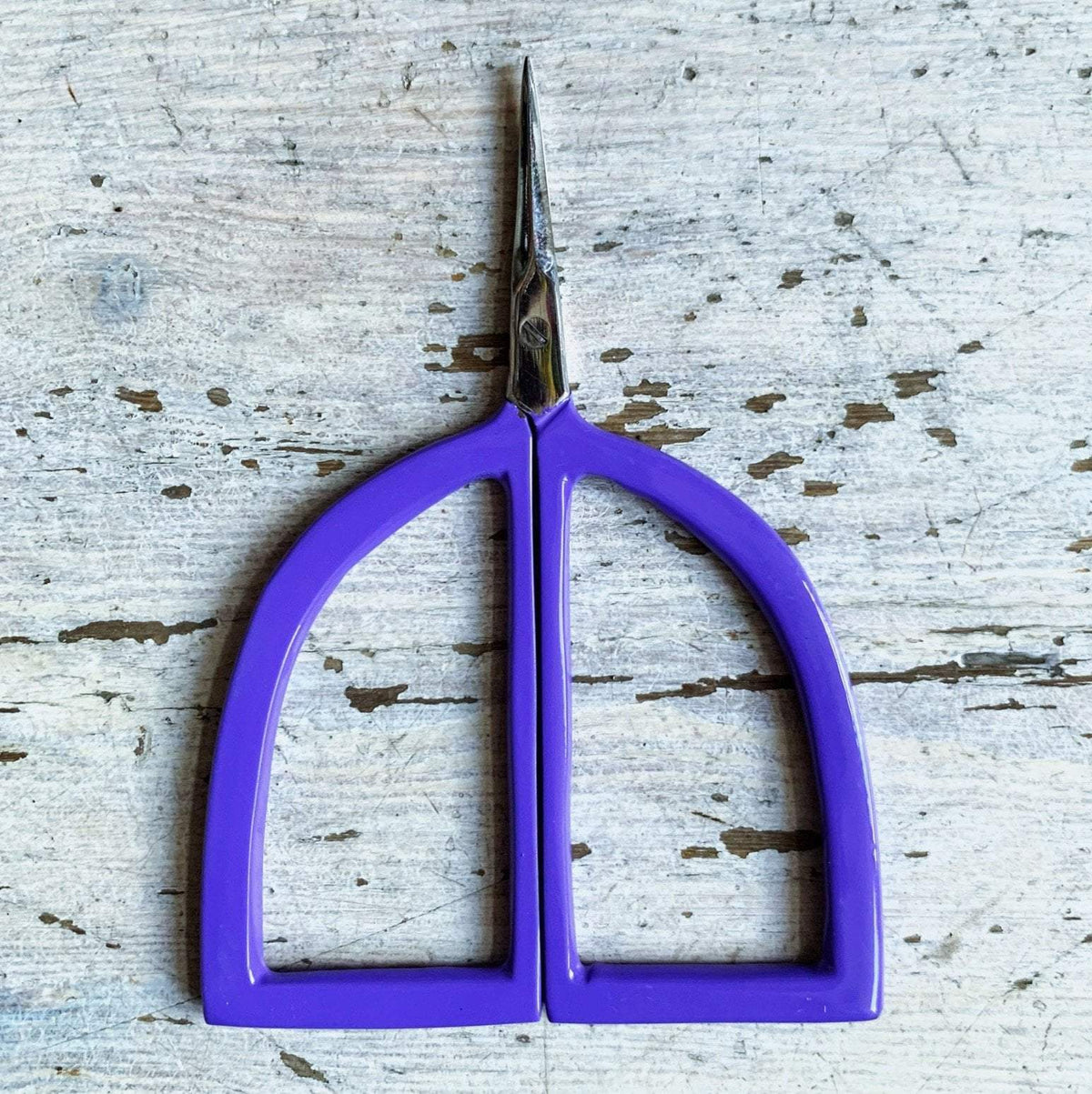 Pudgie Scissors Kelmscott Designs